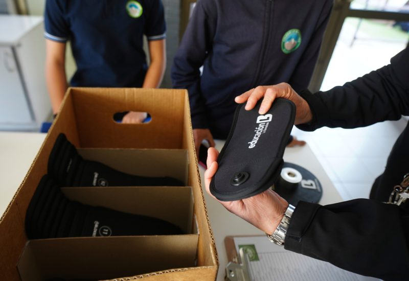 Chile school cellphones