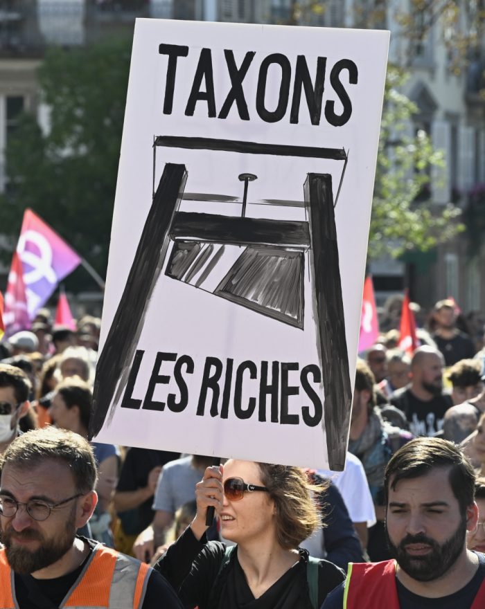 France block everything