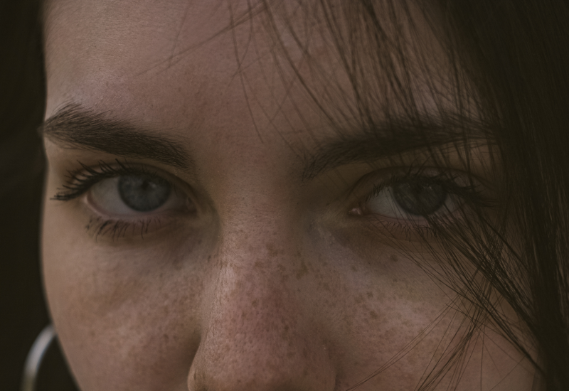 Dievča, pohľad CanvaPexelsIvan Meľnik