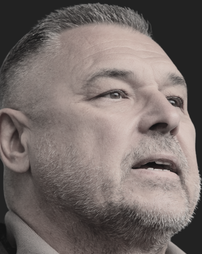 Marek Ťapák Náš tanec medzi črepinami