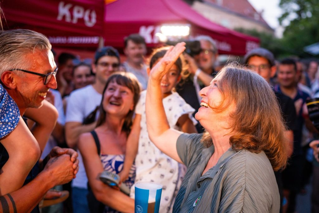 Elke Kahrová KPÖ facebook.com KPGraz 300626