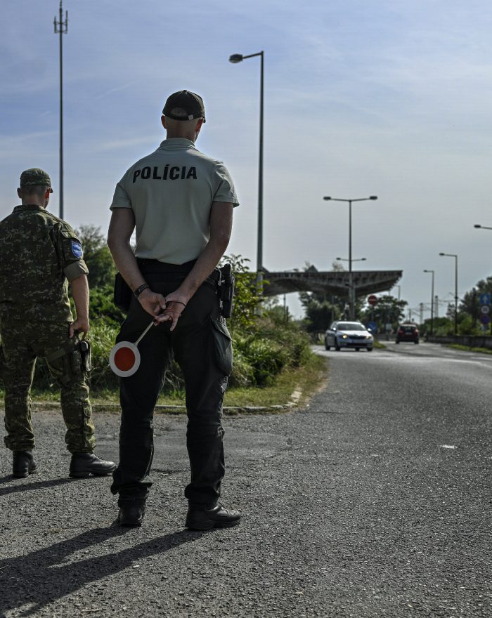 MIGRANTI: Kontroly na hraničnom priechode