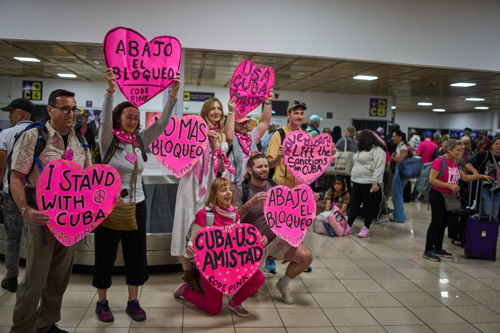 APTOPIX Cuba Convoy
